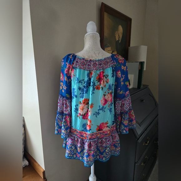 John Mark Size M Blue Pink Floral Bohemian Ruffle Top - Picture 5 of 10